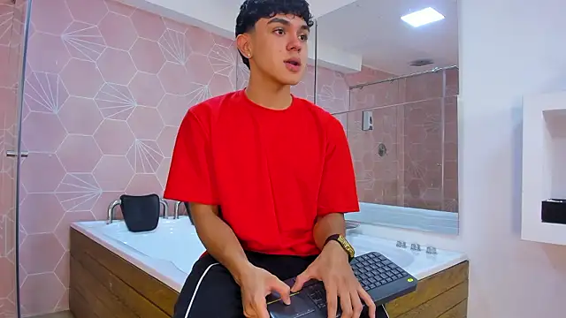 Snapshot of _TaylorBlack chatting on March 2026 11:43:01 AM TaylorBlack online show from March 2026 11:43:01 AM