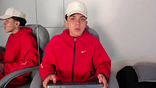  TaylorBlack online show from April 2026 11:36:01 AM