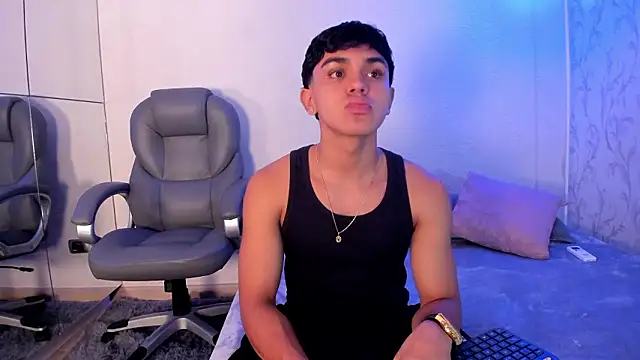 Snapshot of _TaylorBlack chatting on January 2026 11:35:02 AM TaylorBlack online show from January 2026 11:35:02 AM