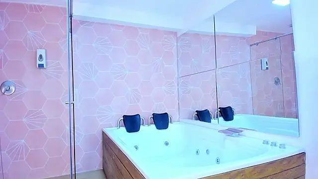  TaylorBlack online show from March 2026 11:46:02 AM