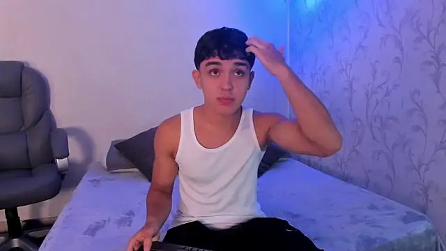 Snapshot of _TaylorBlack chatting on December 2025 11:26:02 AM TaylorBlack online show from December 2025 11:26:02 AM