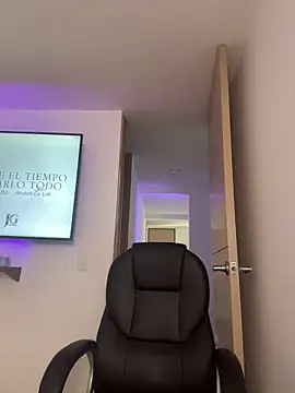 Camila sanchez25 online show from April 2026 09:11:02 PM