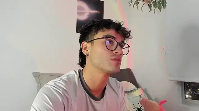 charlie dicker online show from December 2025 11:54:01 PM