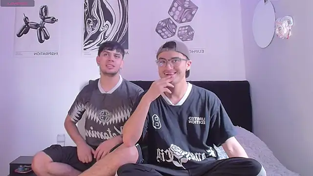 charlie dicker online show from December 2025 04:55:02 PM