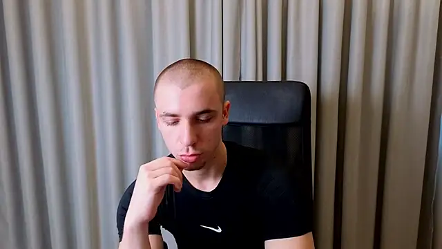 KellenWest online show from April 2026 04:47:02 AM