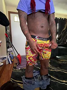 daddydarkskindikk online show from February 2026 06:41:01 PM