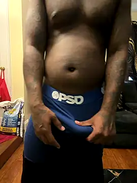 daddydarkskindikk online show from December 2025 01:46:02 PM