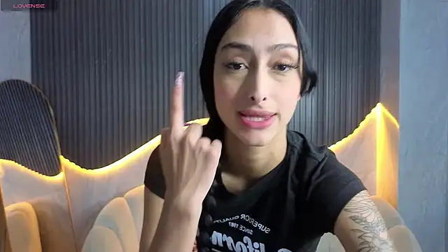 Tifany Tx online show from June 2026 06:49:01 PM
