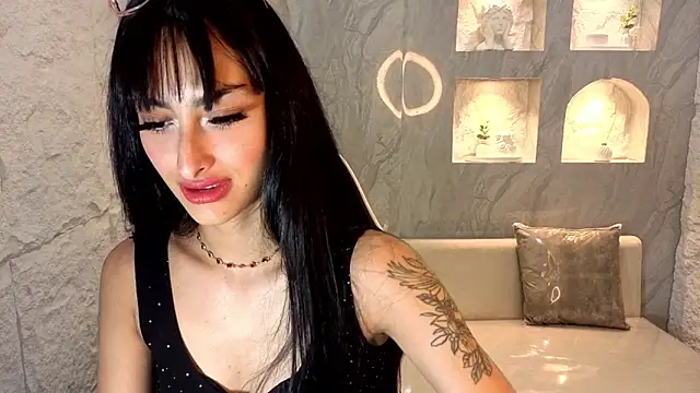 Snapshot of Tifany_Tx chatting on December 2025 12:52:02 PM Tifany Tx online show from December 2025 12:52:02 PM