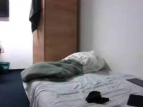 sweetpinoy2027 online show from January 2026 10:15:01 PM