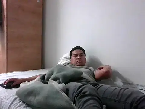 sweetpinoy2027 online show from February 2026 04:51:02 PM