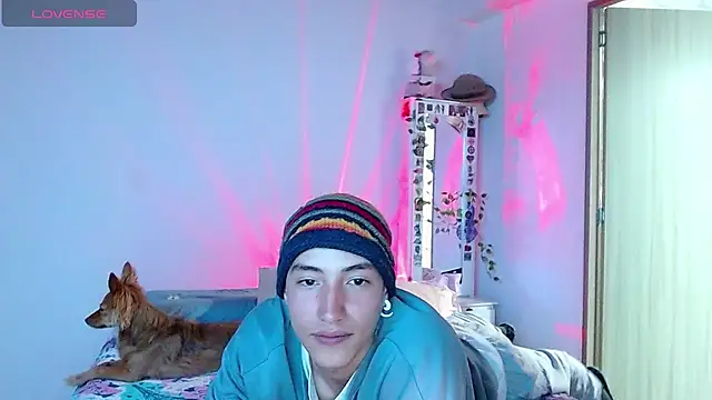 Snapshot of Perfect_match19 chatting on December 2025 11:31:02 PM Perfect match19 online show from December 2025 11:31:02 PM