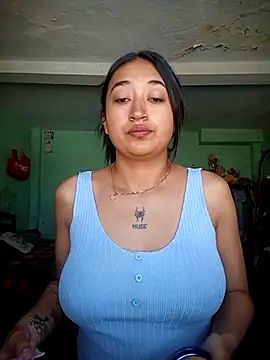 AnnaBliss- online show from December 2025 02:32:02 PM