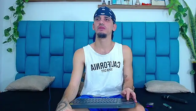 boy Dirty X online show from January 2026 08:35:01 PM