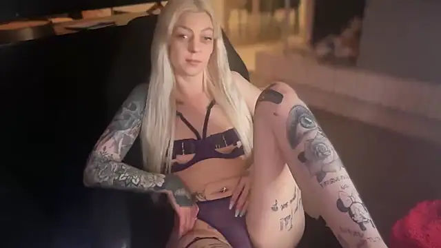 Melina Diamond online show from January 2026 10:25:01 PM