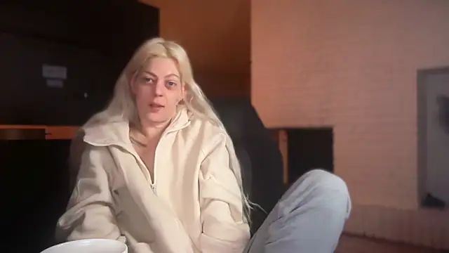 Melina Diamond online show from January 2026 04:38:02 AM