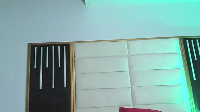 JuliMonroe19 online show from March 2026 01:08:01 PM