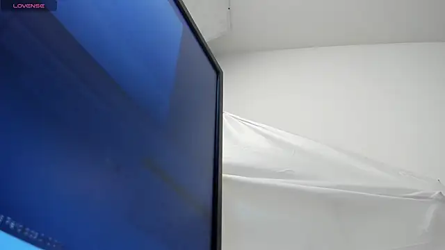 TaylerMiles online show from January 2026 03:21:01 AM