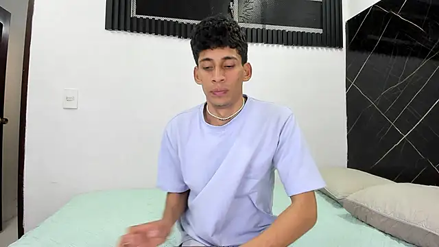 Emer santos online show from February 2026 08:31:01 PM