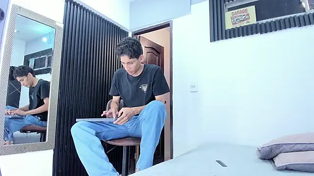 Emer santos online show from May 2026 08:01:02 PM