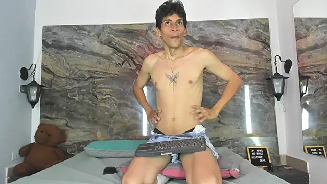 Emer santos online show from April 2026 07:53:02 PM