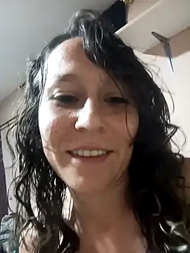 Snapshot of riquimona chatting on December 2025 12:15:02 AM riquimona online show from December 2025 12:15:02 AM