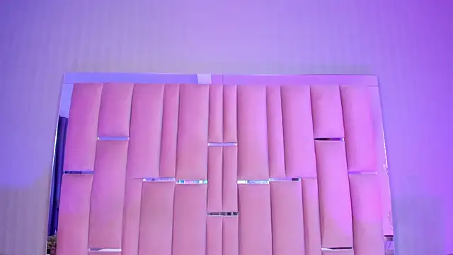 Saory    online show from January 2026 10:49:02 PM