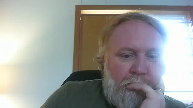 Snapshot of Ginger_Daddy chatting on December 2025 06:46:01 PM Ginger Daddy online show from December 2025 06:46:01 PM