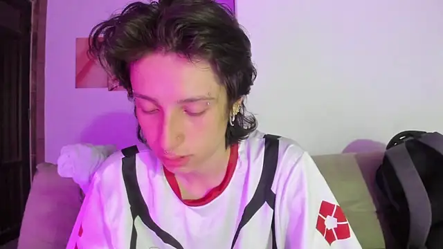 cirosky elchicopolla online show from April 2026 03:24:01 AM