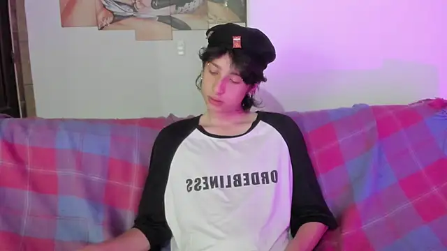 Snapshot of cirosky_elchicopolla chatting on February 2026 03:50:01 AM cirosky elchicopolla online show from February 2026 03:50:01 AM