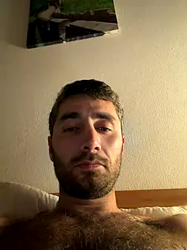 Josedmrx online show from December 2025 08:46:01 PM