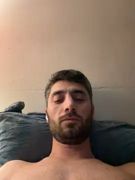 Josedmrx online show from February 2026 09:47:02 PM