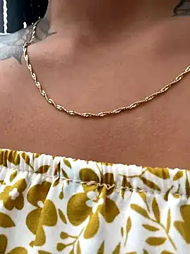 aihnoa split18 online show from January 2026 08:56:01 PM