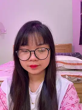    KARA    online show from March 2026 12:12:01 AM