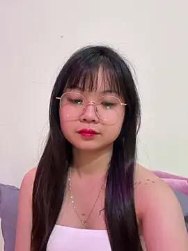 Snapshot of ___KARA___ chatting on July 2026 04:45:02 AM KARA online show from July 2026 04:45:02 AM