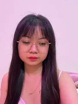 Snapshot of ___KARA___ chatting on June 2026 06:57:01 AM KARA online show from June 2026 06:57:01 AM