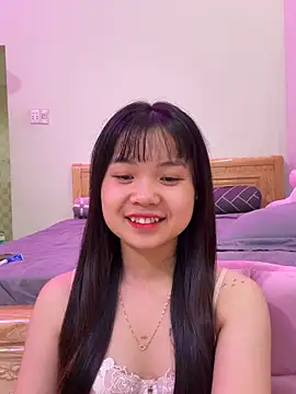    KARA    online show from April 2026 12:45:01 AM