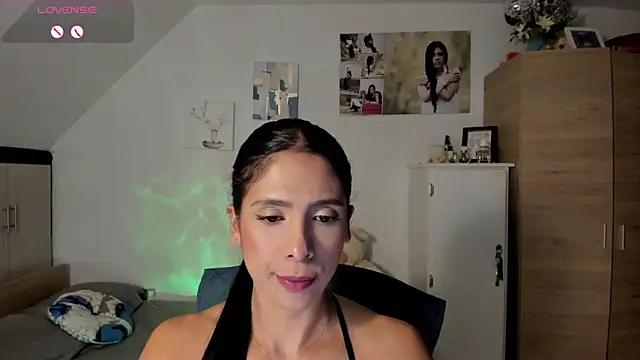 VEROSlen- online show from May 2026 03:01:02 AM