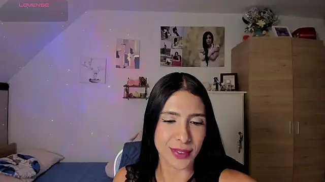 Snapshot of VEROSlen- chatting on June 2026 03:18:02 AM VEROSlen- online show from June 2026 03:18:02 AM