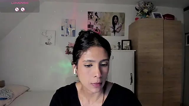 Snapshot of VEROSlen- chatting on July 2026 03:50:01 AM VEROSlen- online show from July 2026 03:50:01 AM