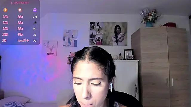 VEROSlen- online show from January 2026 02:37:02 AM