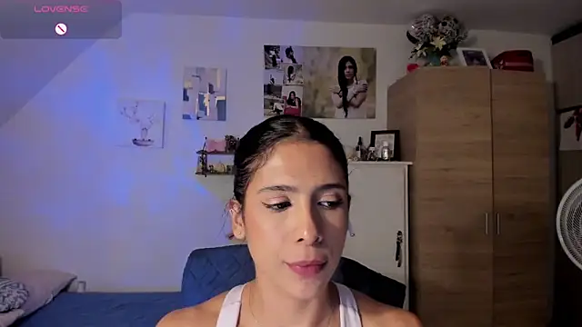 Snapshot of VEROSlen- chatting on June 2026 03:55:01 AM VEROSlen- online show from June 2026 03:55:01 AM