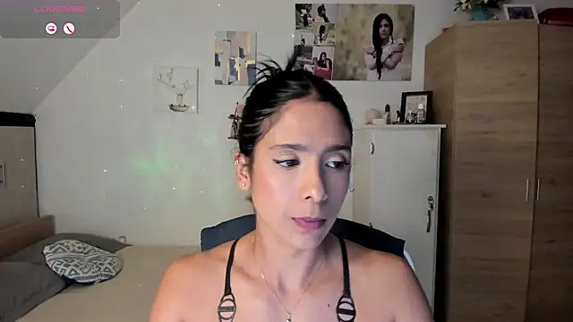 VEROSlen- online show from April 2026 02:13:02 AM