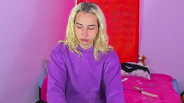 Elis-Darling online show from January 2026 05:05:02 PM