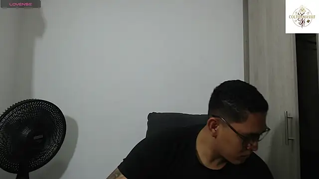 coltonmassiff online show from March 2026 12:50:02 PM