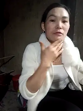 Girl cutee online show from February 2026 12:29:01 AM