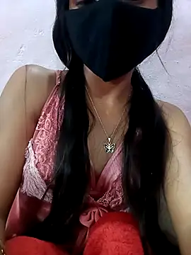 Snapshot of Honey_Pixifly chatting on December 2025 06:23:01 PM Honey Pixifly online show from December 2025 06:23:01 PM