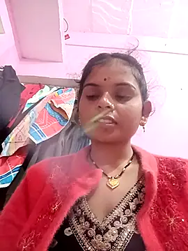 Snapshot of Uma_pande chatting on February 2026 11:23:01 PM Uma pande online show from February 2026 11:23:01 PM