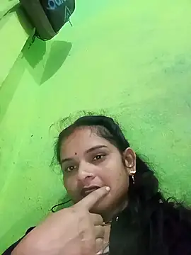 Snapshot of Uma_pande chatting on December 2025 02:55:01 AM Uma pande online show from December 2025 02:55:01 AM