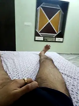 Tall7boy7 online show from April 2026 05:18:01 PM